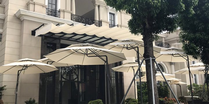 Thay bạt dù che resort