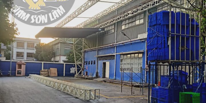 Thay bạt mái hiên