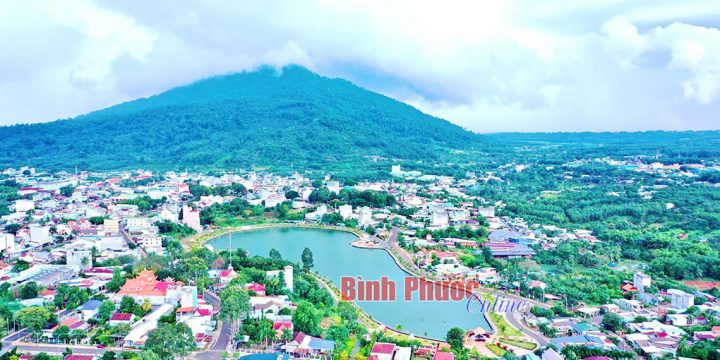 Thi công bạt che sân pickleball ở Bình Phước